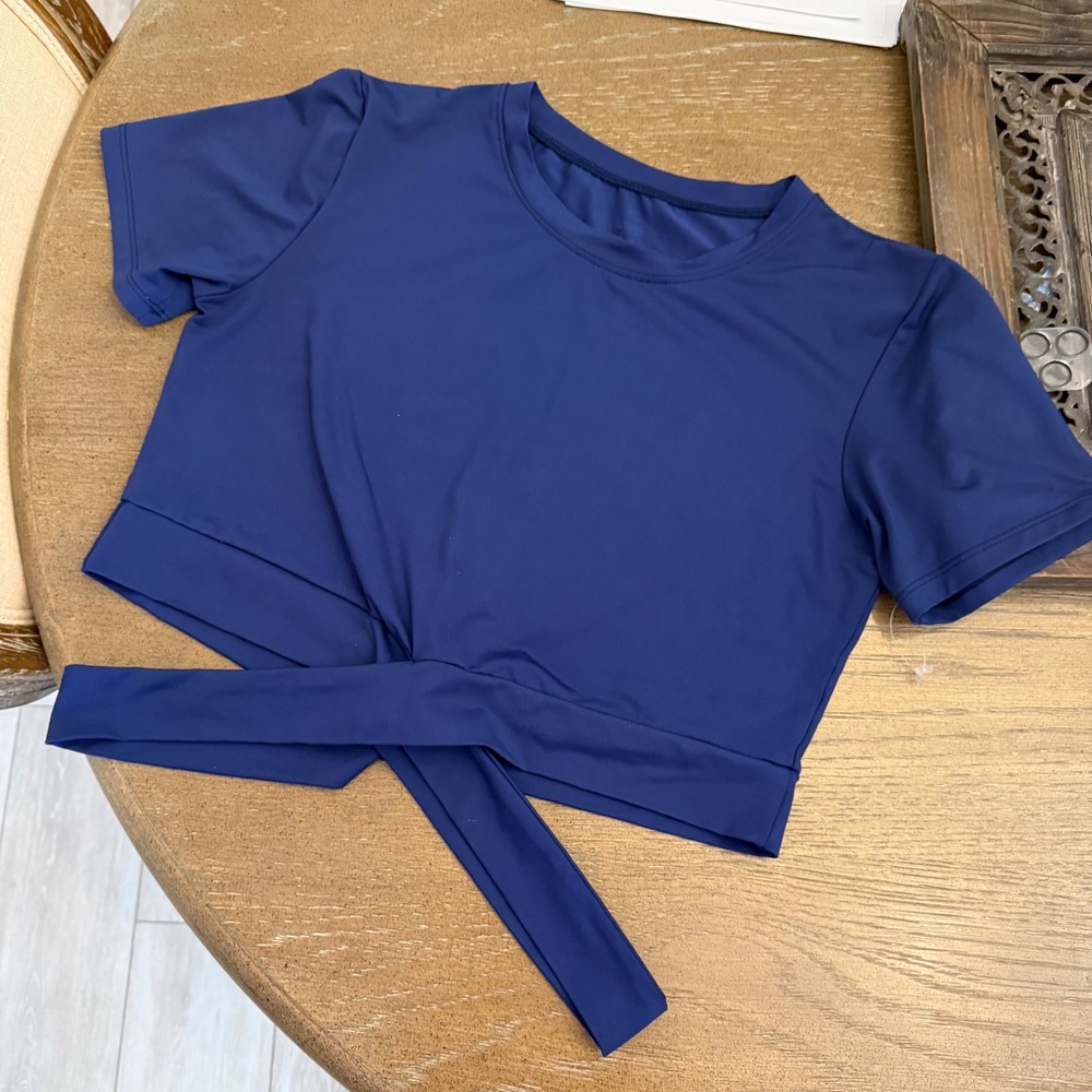 NVGTN Short Sleeve Crop Top Strappy Cutout Navy Blue Workout Lifting Stretchy XL